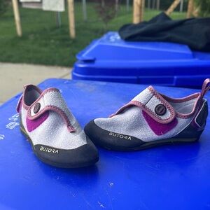 Kids Climbing Shoes - Make offer